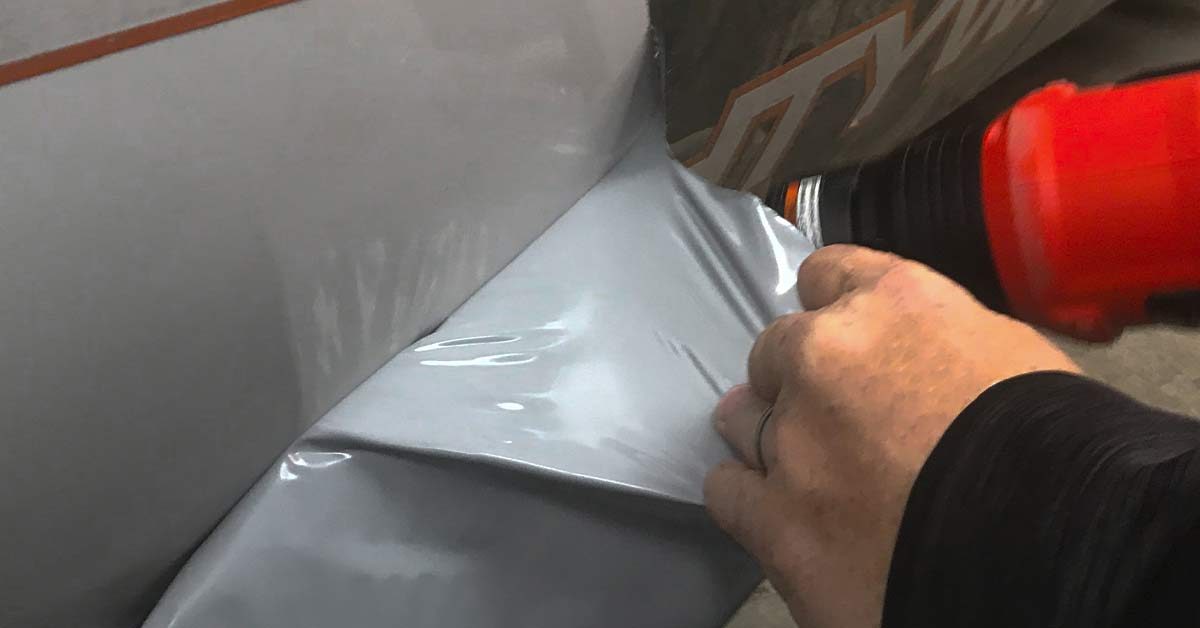 Auto wrap verwijderen bij Legal Shine Detailing in Rijen