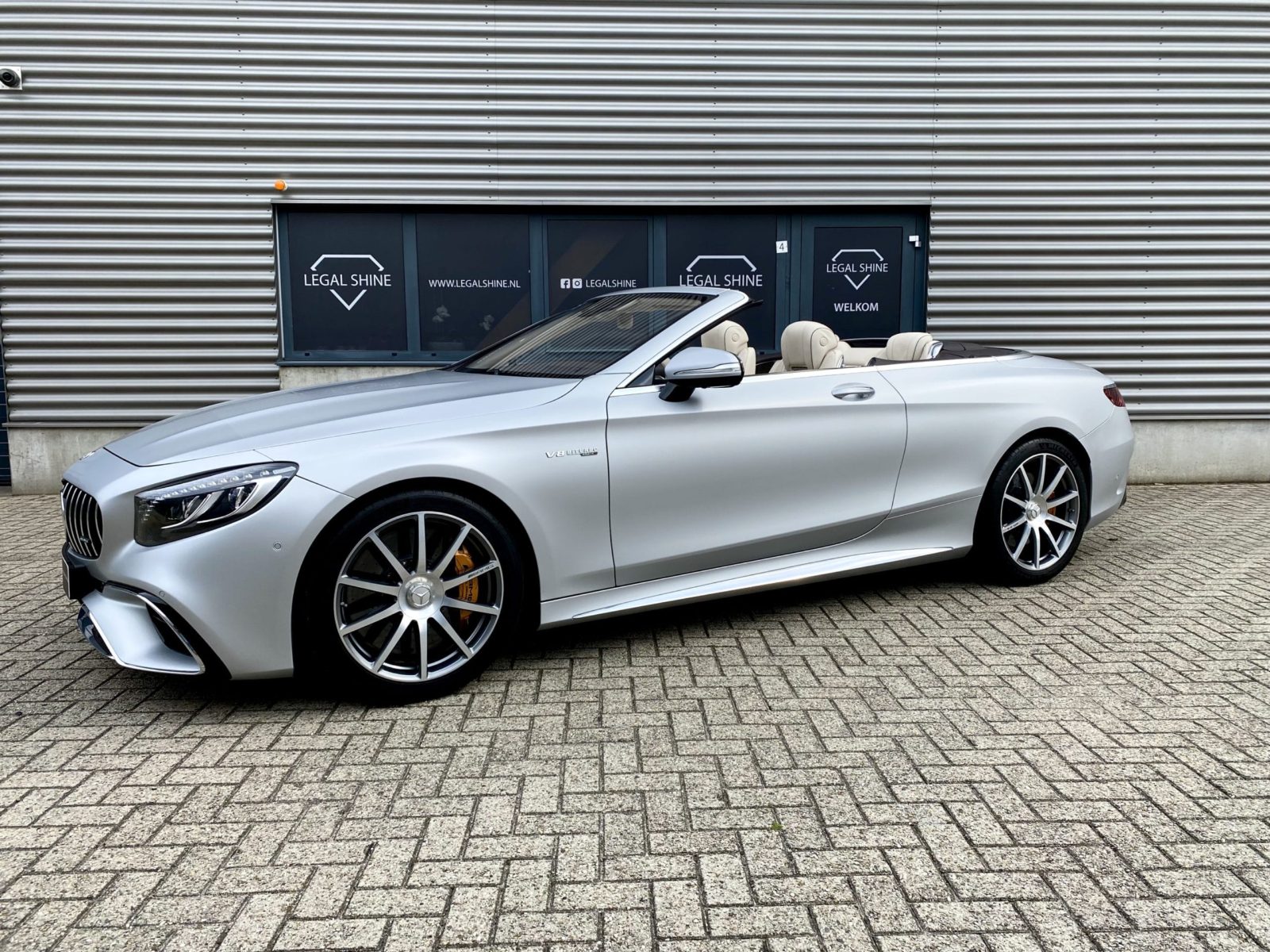 Cabriodak reinigen bij Legal Shine Detailing in Rijen
